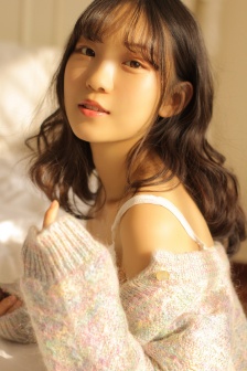 丰满又大又圆美乳
